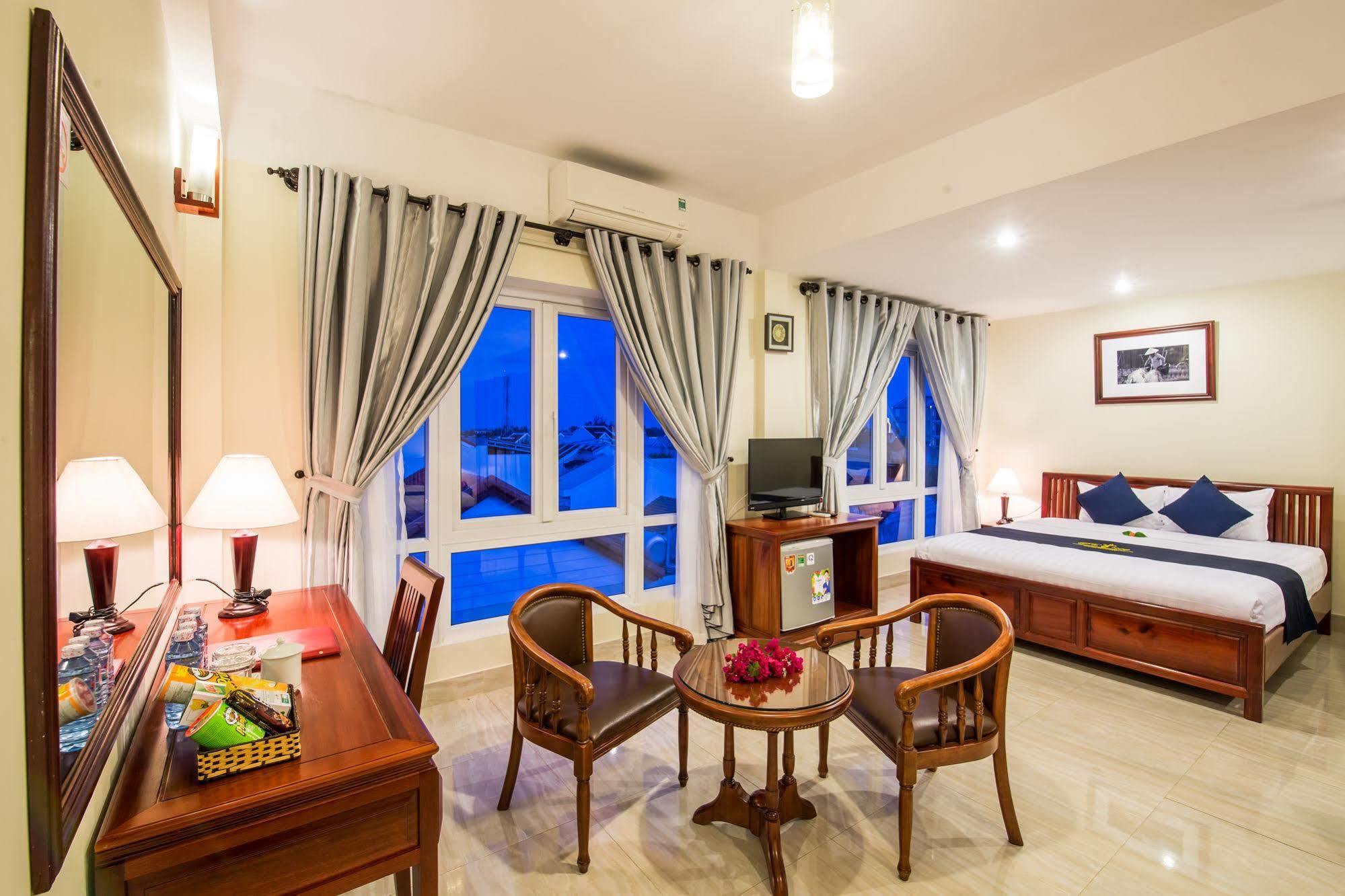 Prince Hotel Hoi An Luaran gambar