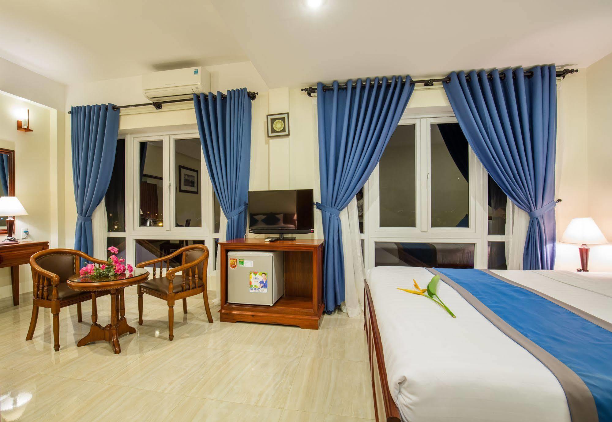 Prince Hotel Hoi An Luaran gambar